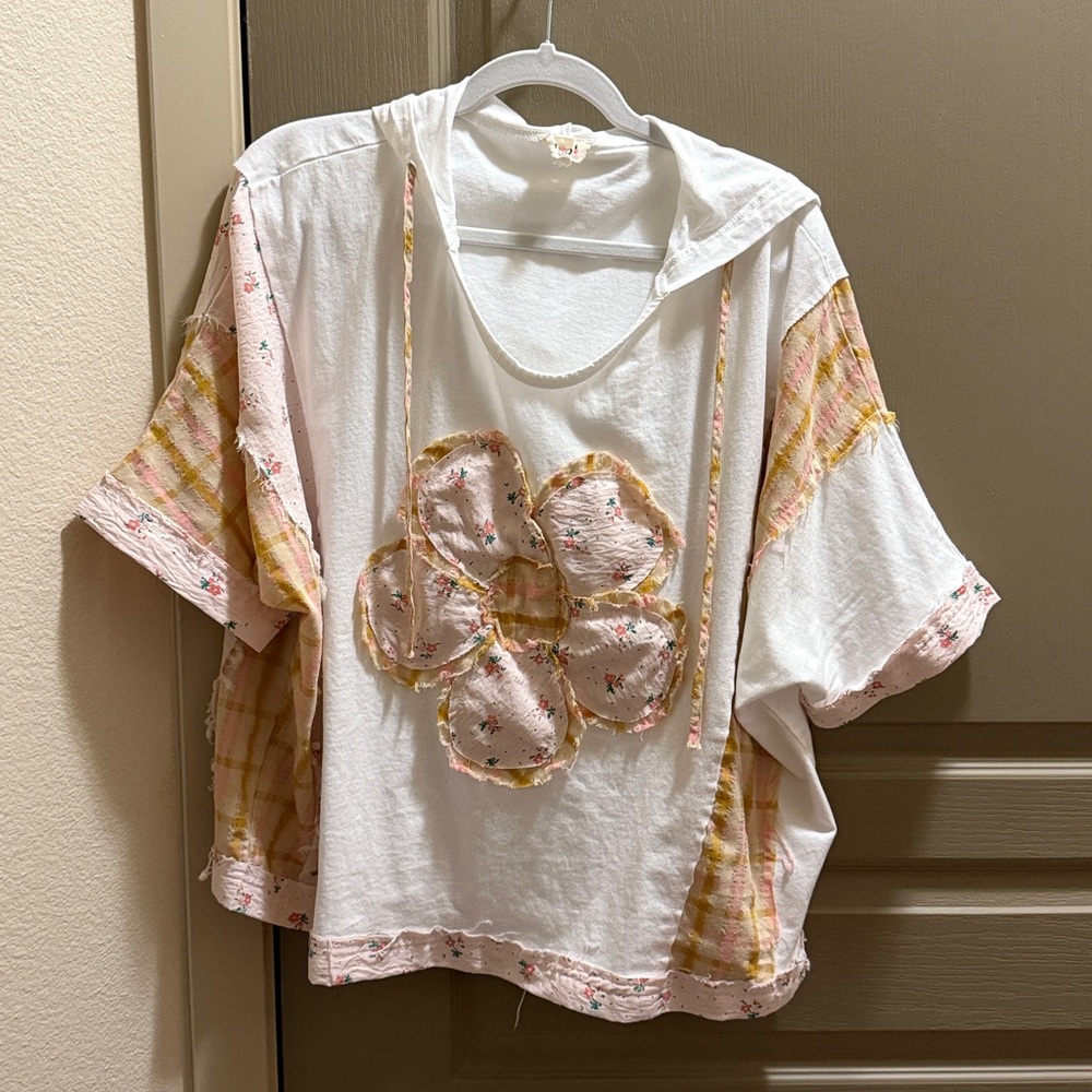 NWOT BiBi Classic White Crop Top